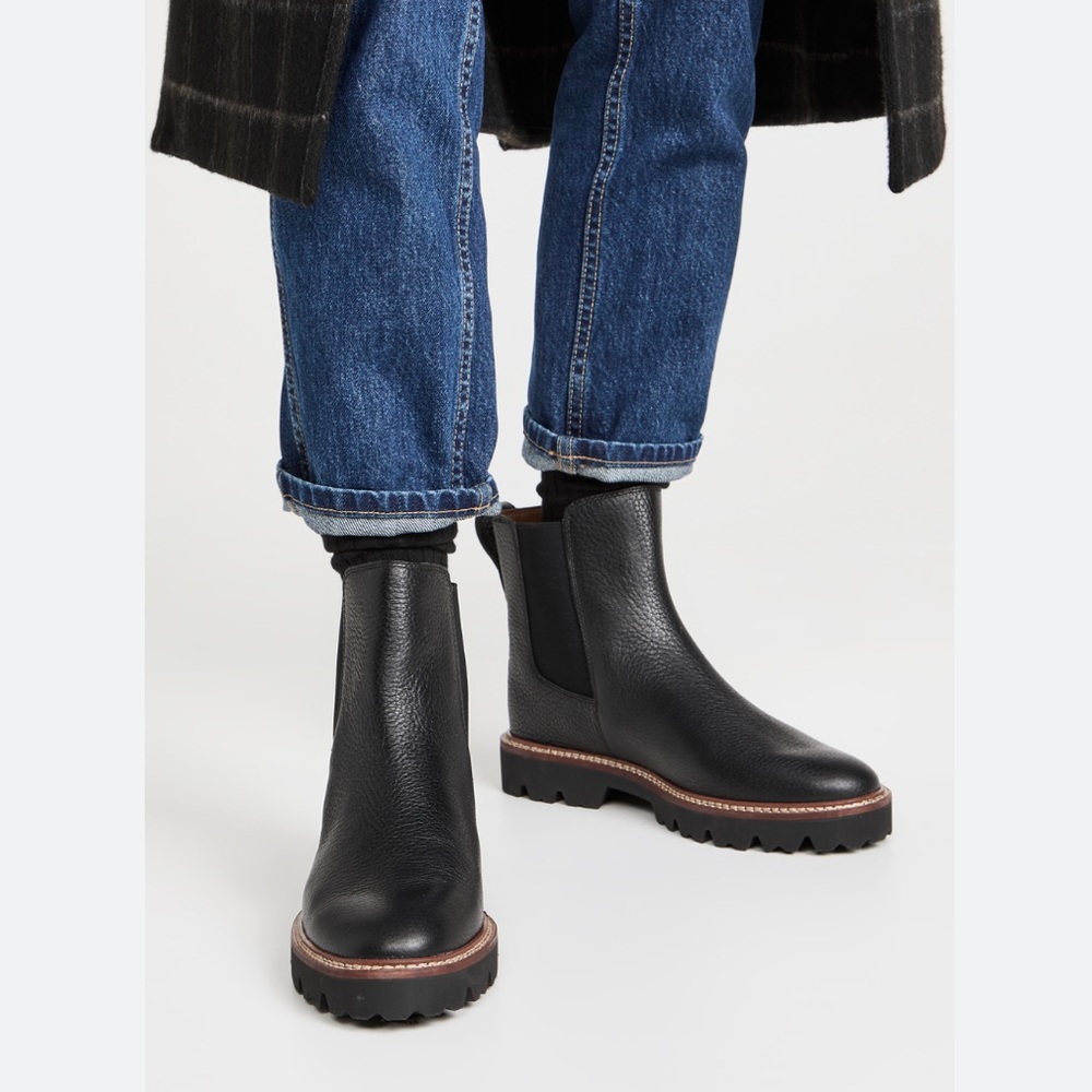 Madewell Citywalk Lugsole Chelsea Boot in Leather